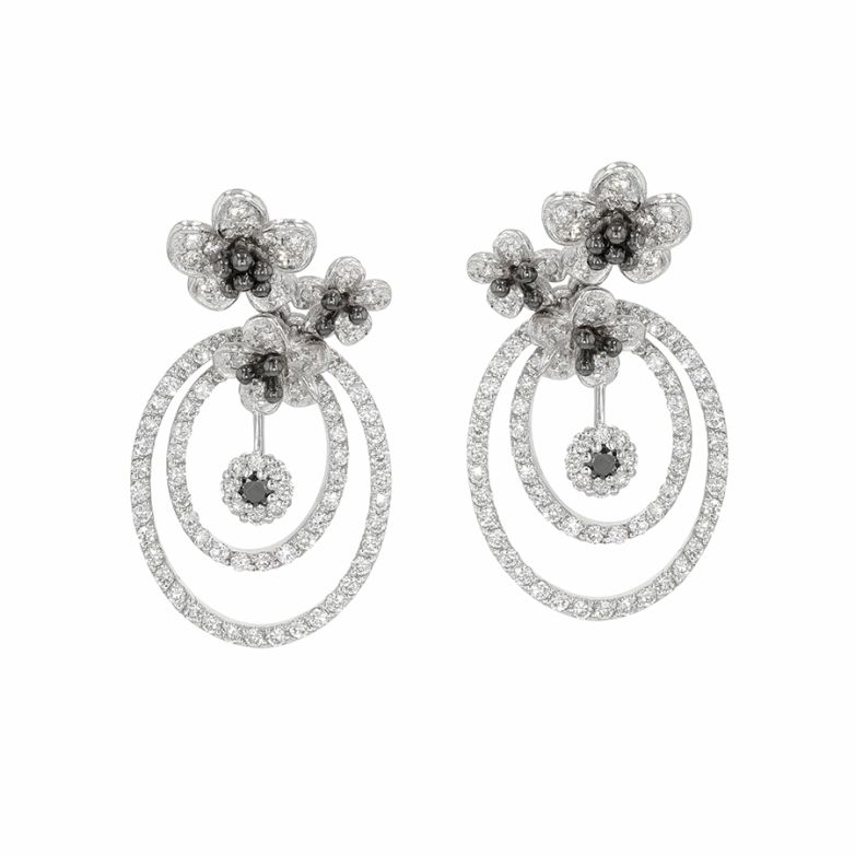 Boucles d'oreilles diamants noirs et blanc 0.92 carat or blanc 7.04g Comme neuf -  reconditionné disponible sur Gemme Les Bijoux